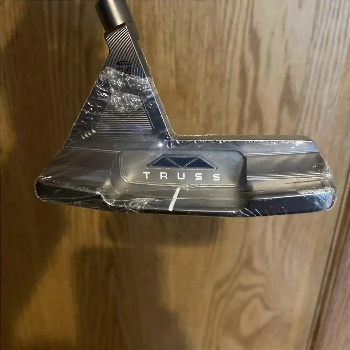 RH Taylormade Truss TB1 34 Putter Kbs CT Tour 120 Steel Shaft No Headcover