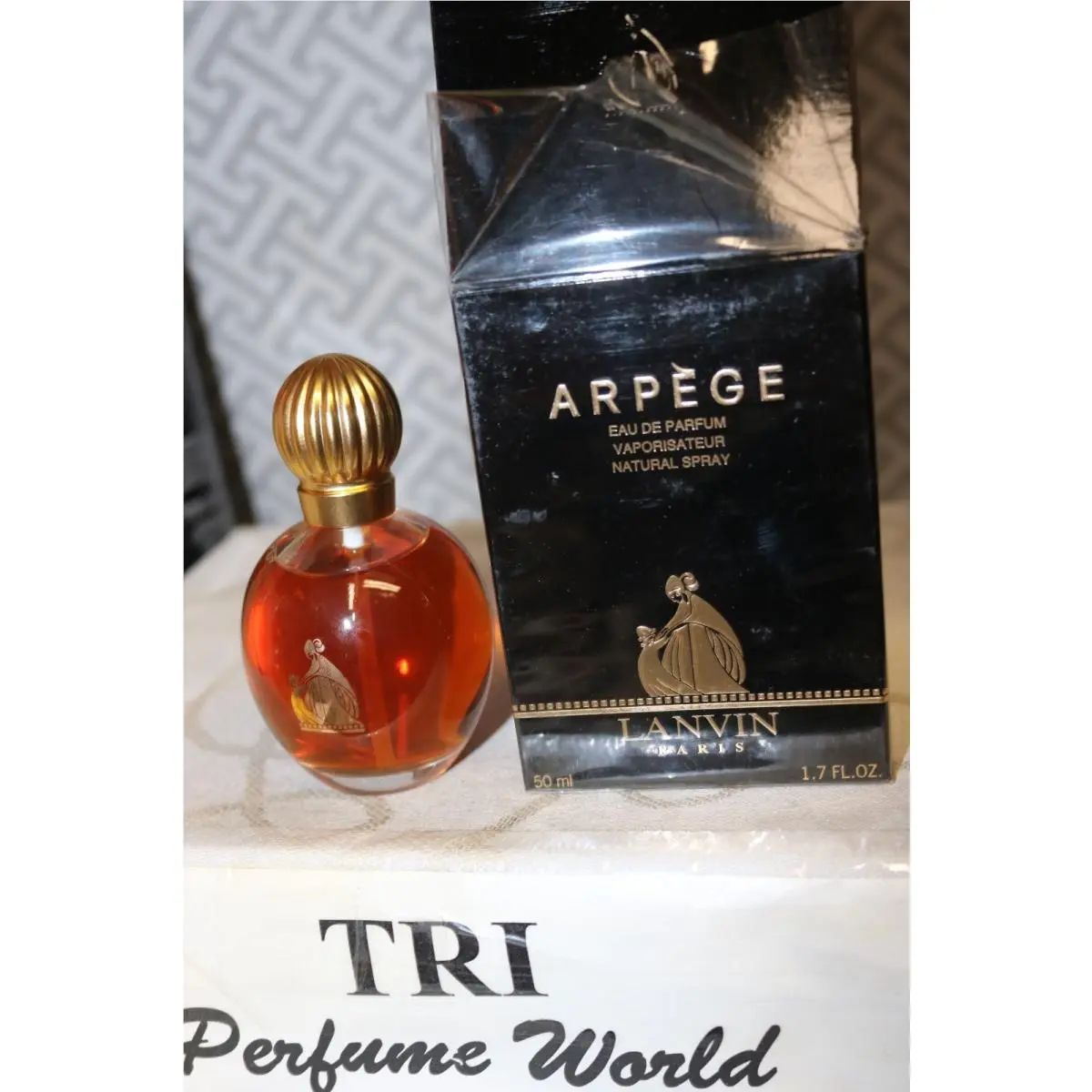 Arpege by Lanvin Eau de Parfum Women Spray 1.7 Fl. Oz. Vintage Clear Bottle