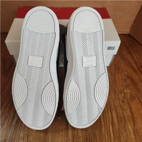 Puma shoes - White 4