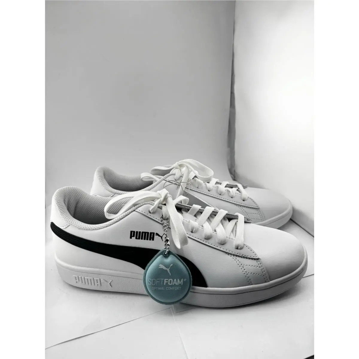 Puma shoes - Puma Smash V2 - Smash - White 1