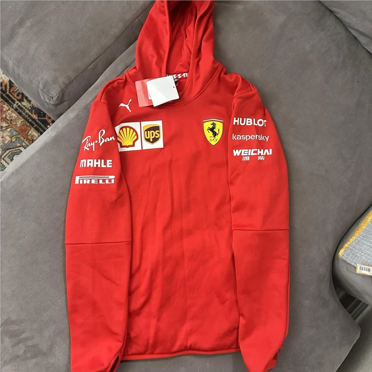 Puma clothing - Red 2