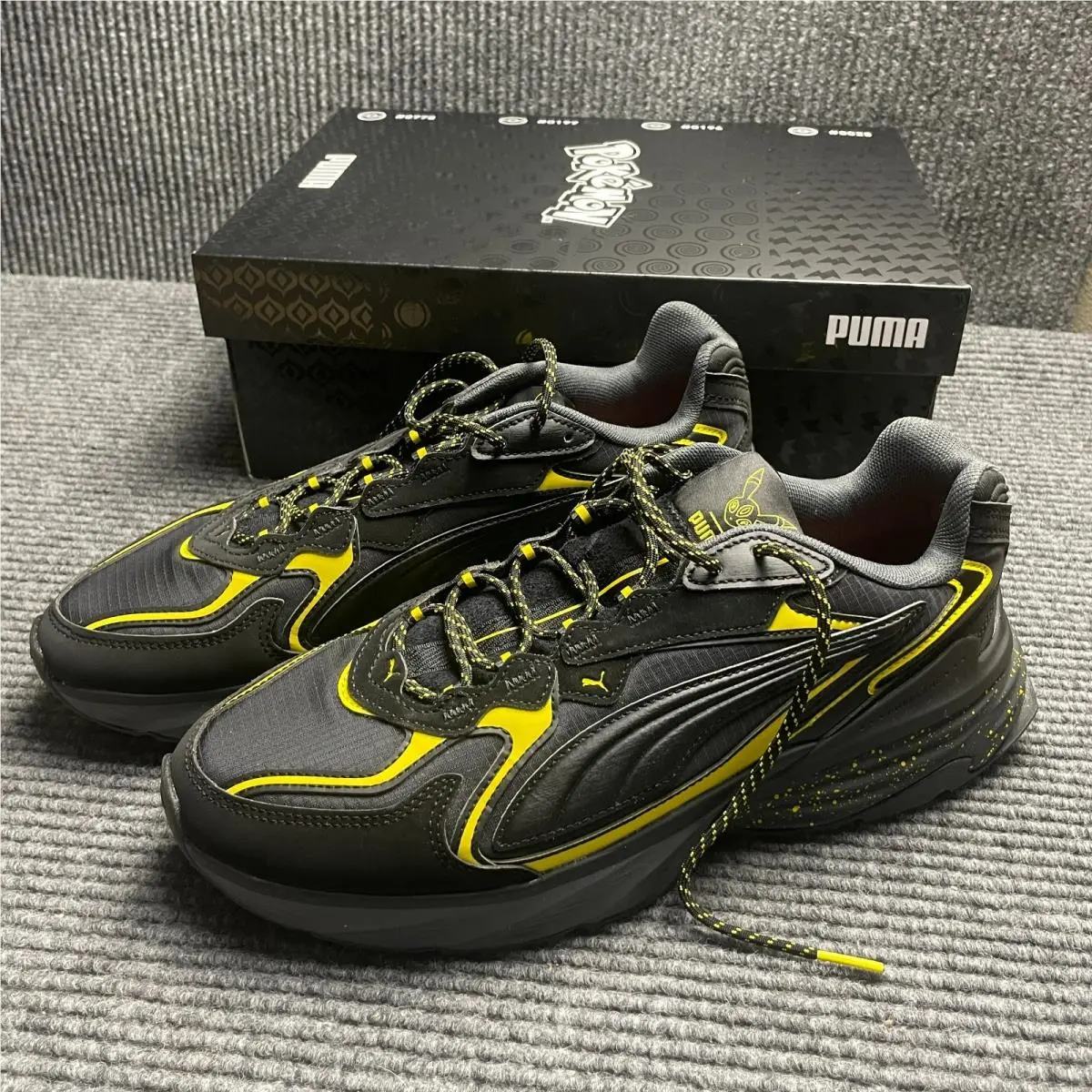 Puma x Pokémon Fade Umbreon Men`s Size 11 Sneakers Collab Sneakers Shoes