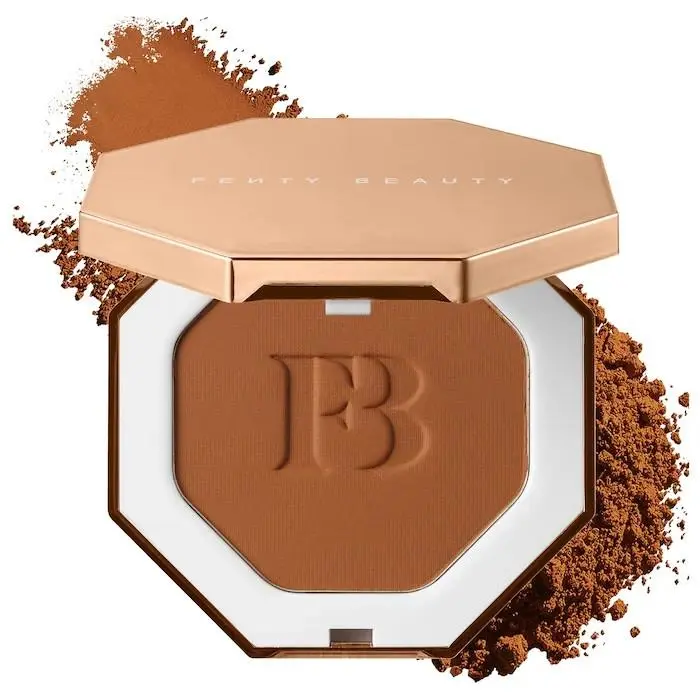 by Rihanna Sun Stalk`r Instant Warmth Bronzer Coco Naughty - deep with neutral undertones by Fenty Beauty