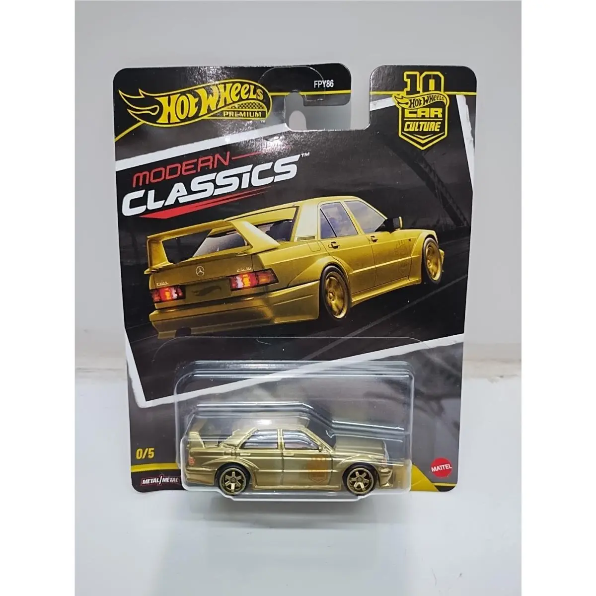Hot Wheels Modern Classics Mercedes-benz 1902 2.5-16 evo11 Car