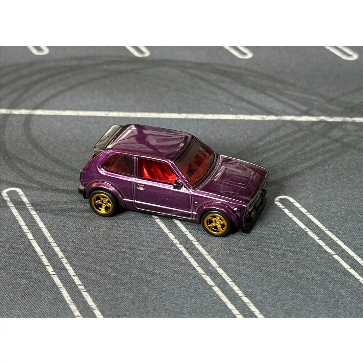 Hot Wheels 2026 Super Treasure Hunt Prototype Test Color Purple `73 Honda Civic