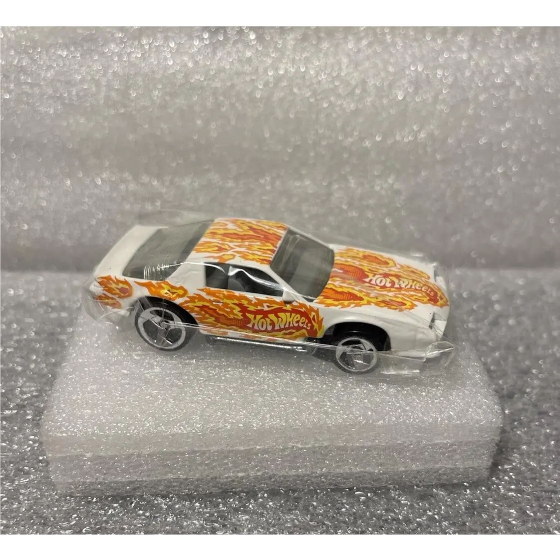 Hot Wheels Larry Wood Collection 80`s Camaro-metal Body W/ 3sp 5 Pack Mint