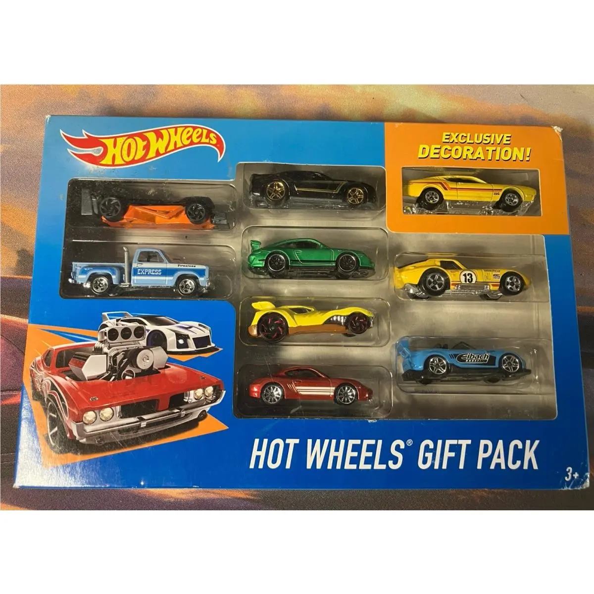 Hot Wheels 2017 Multipack 9 Pack with Porsche 911 GT3 RS Matte Green