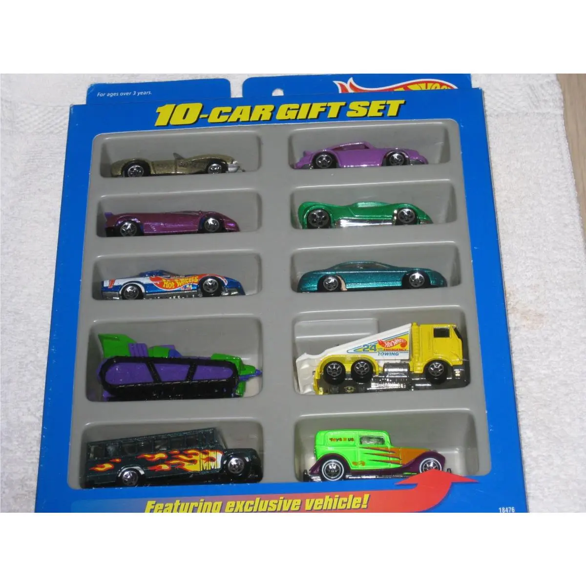 Hot Wheels Gift Pack 10 Car Exclusive Set Die Cast Vehicle