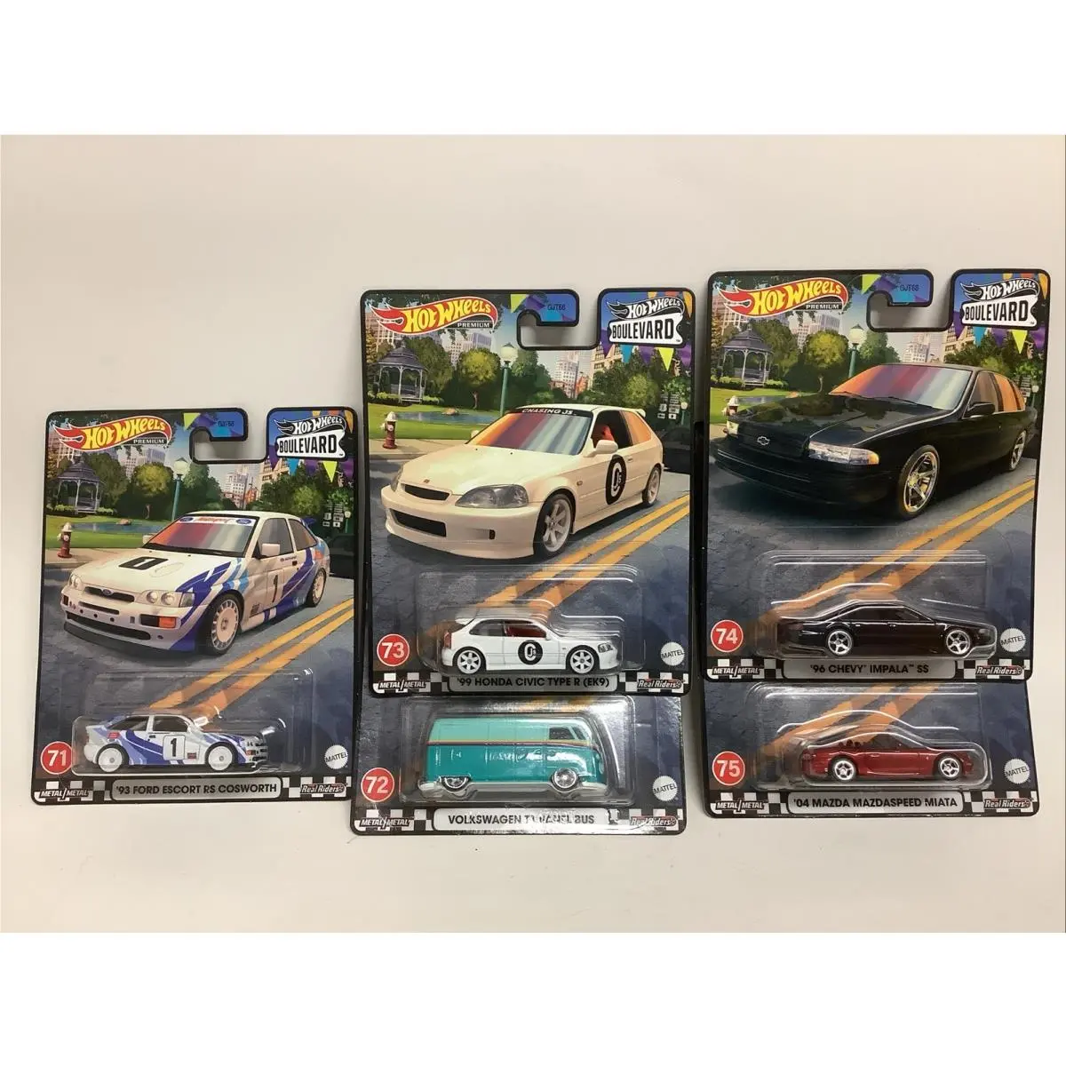 Hot Wheels Premium Boulevard `s 71-75 5 Car Set