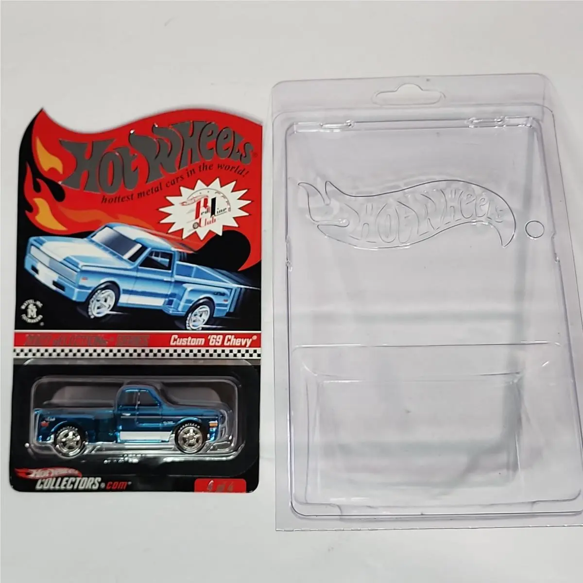 2007 Hot Wheels Rlc Moc Blue Custom `69 Chevy Truck 4 of 4 5586 / 7631 w/ Case