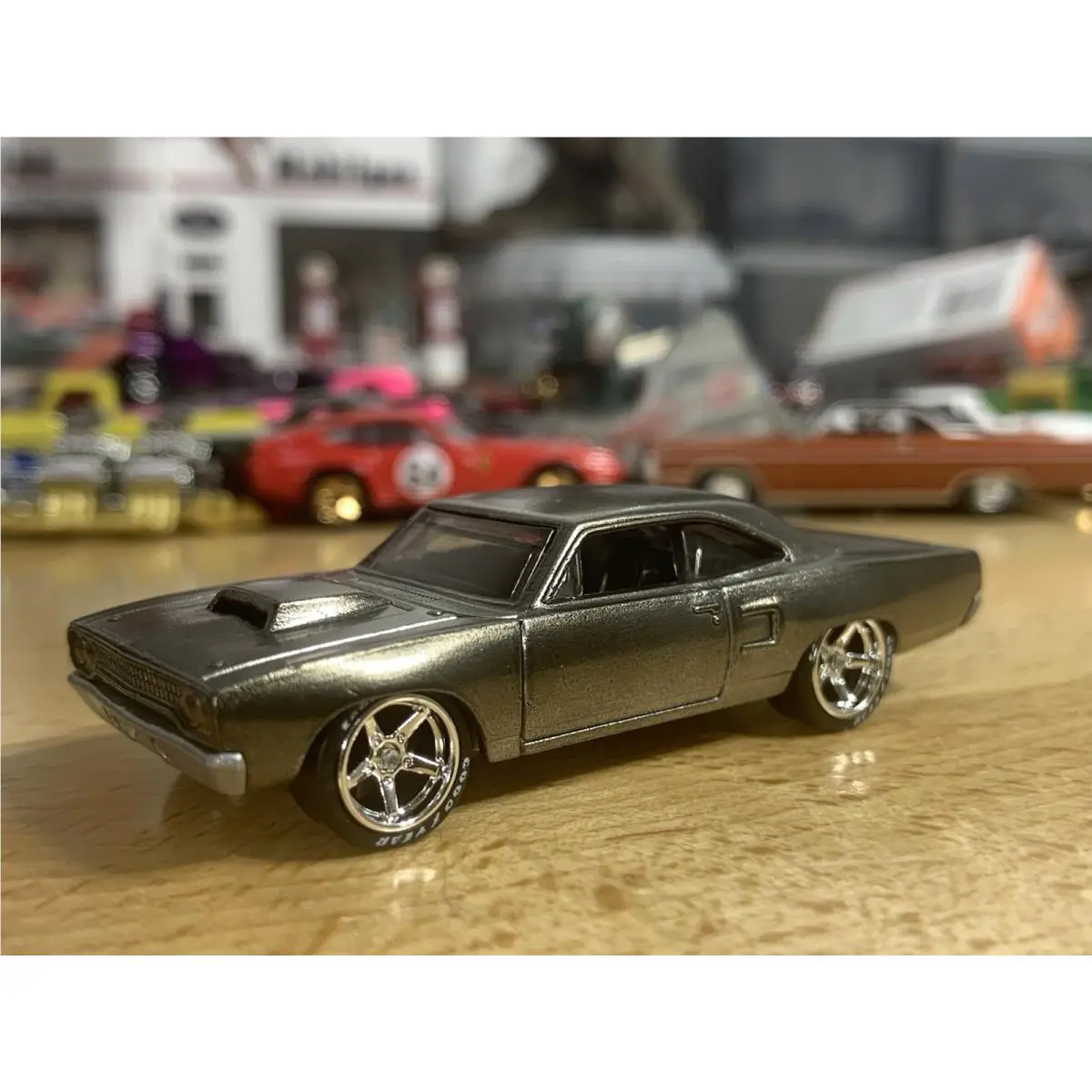 Hot Wheels Zinc Plated Gunmetal Custom Paint `70 Plymouth Road Runner Wheel Swap