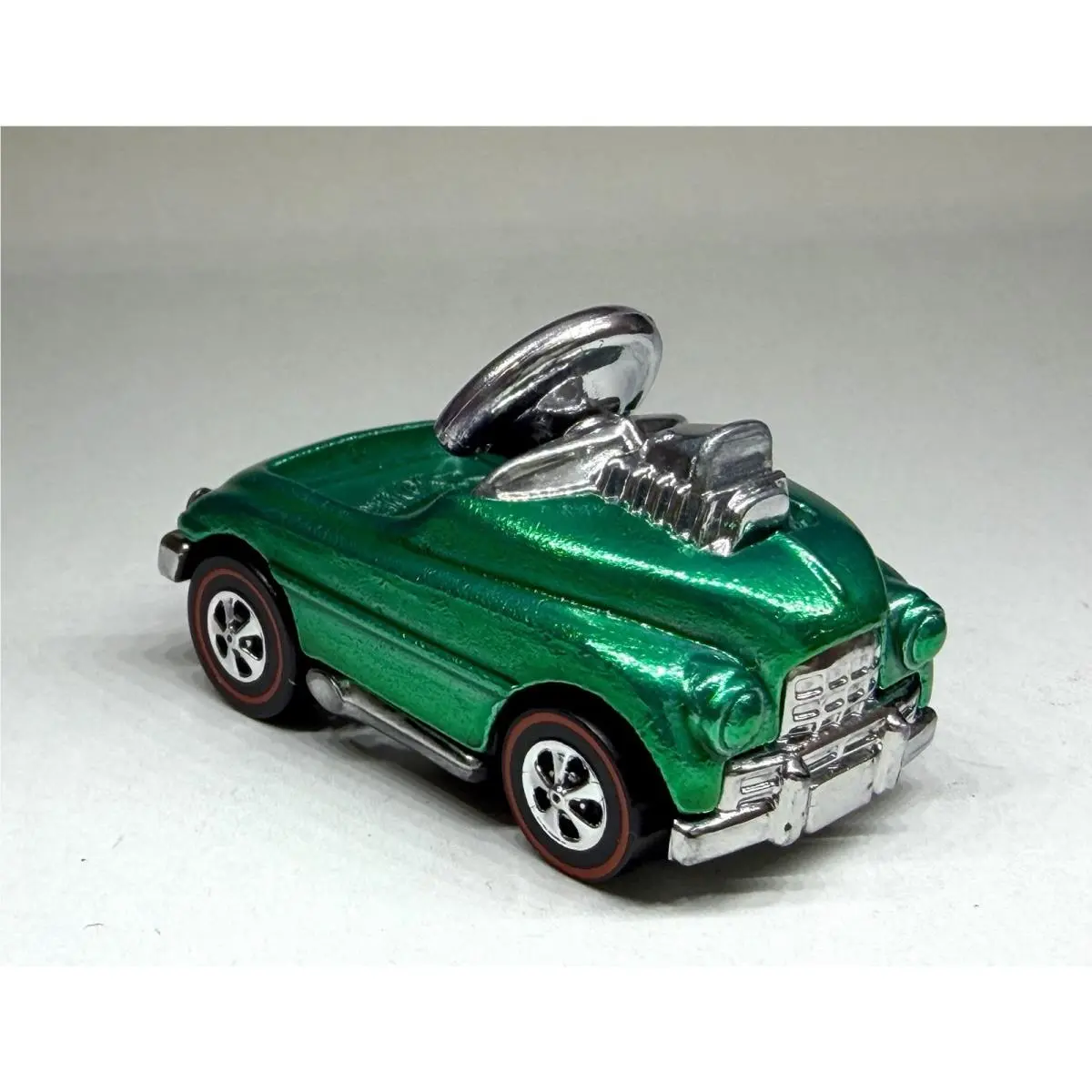 Hot Wheels Custom Made Redline Pedal Driver Spectraflame Green Diecast Car
