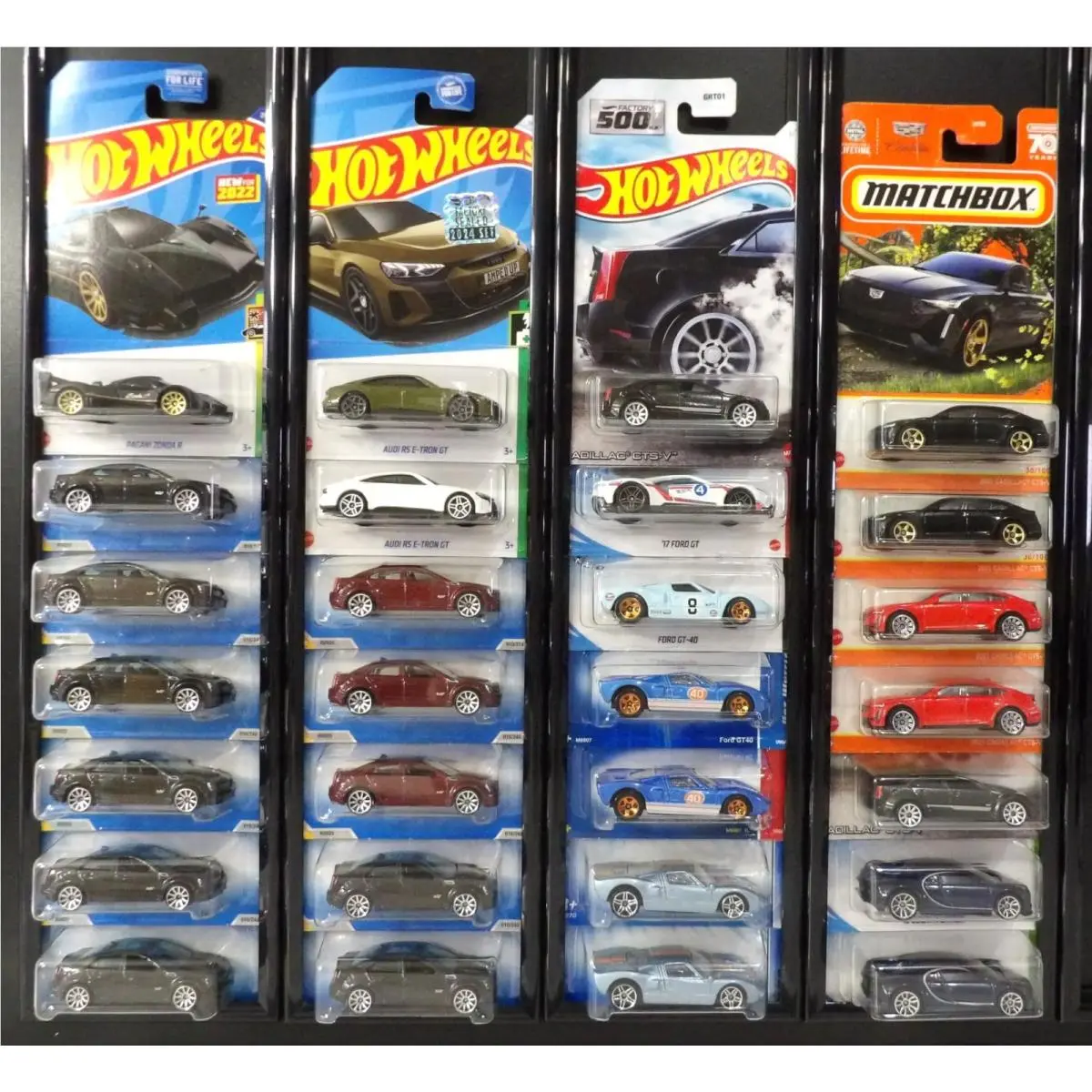Hot Wheels 09 Cadillac Cts-v Ford GT40 Audi Pagani Bugatti Chiron 28 Cars