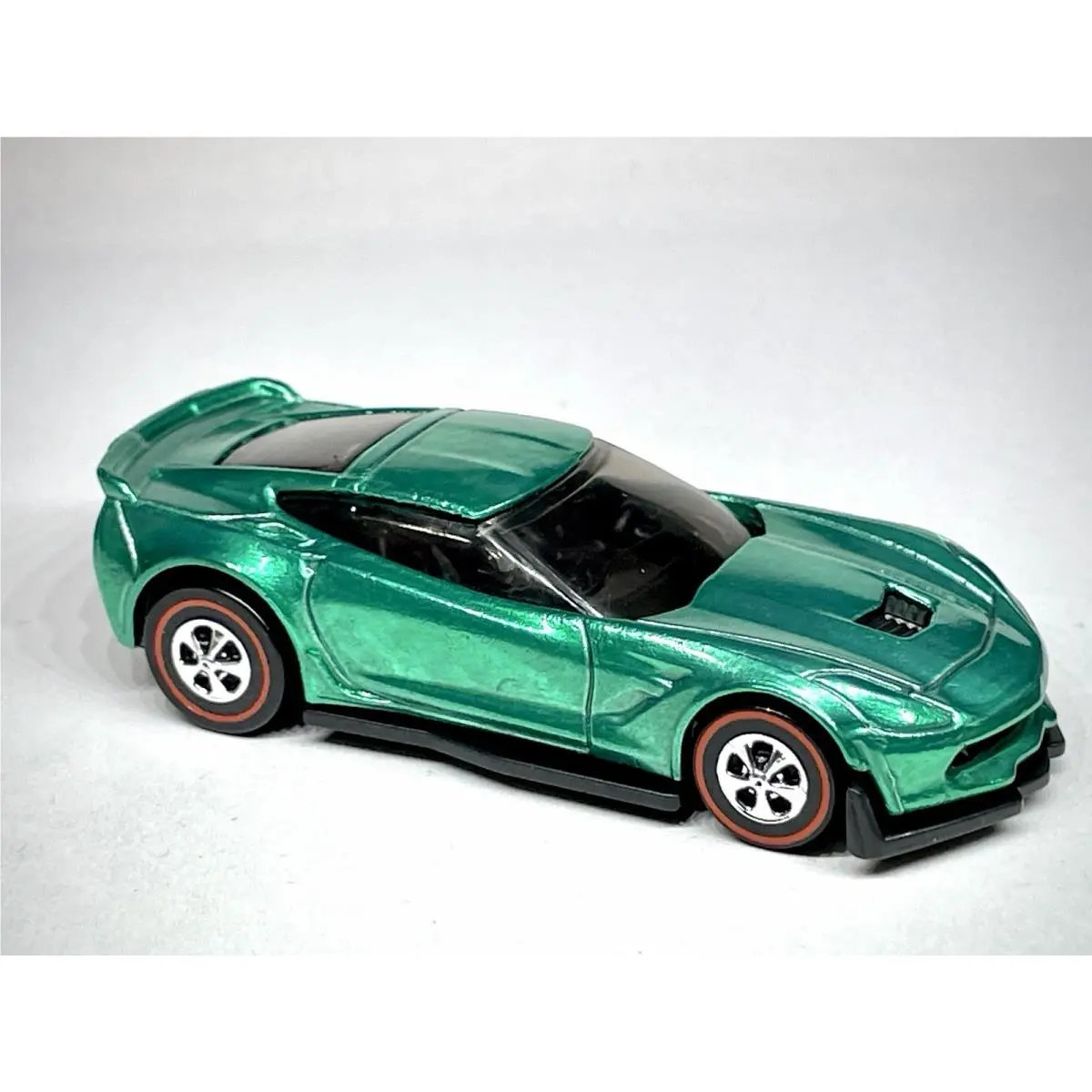 Hot Wheels 1:64 Custom Made Green Spectraflame Redline Corvette C7 Z06