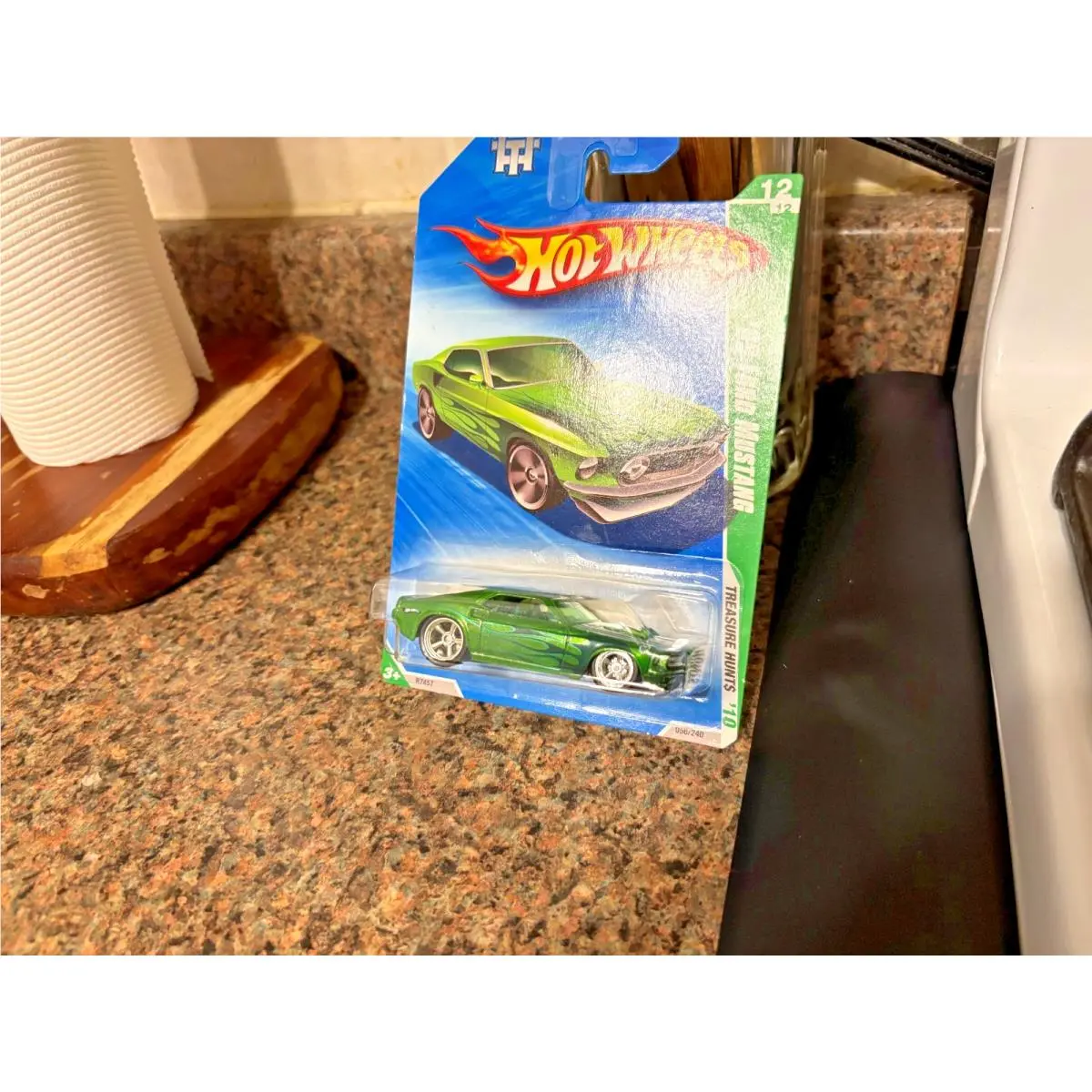 Hot Wheels Treasure Hunt 69 Ford Mustang w/ Real Riders Wheels Protector Pack