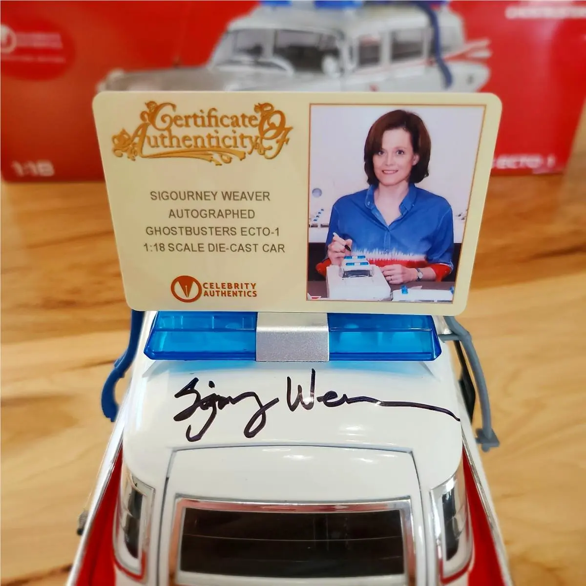 ⭐sigourney Weaver Signed Ghostbusters Ecto-1 Die-cast 1:18 Hot Wheels Celeb-coa