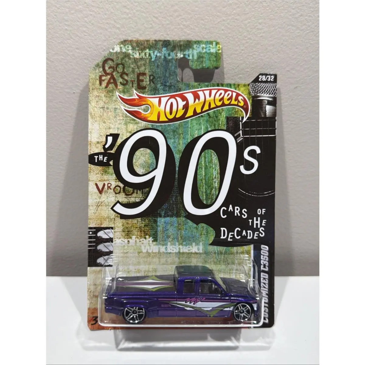 Hot Wheels Cars of The Decades 90`s Customized C3500 C32
