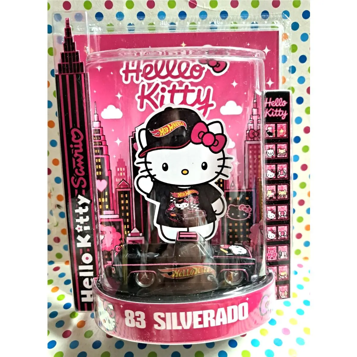 Hot Wheels Custom Made 2026 Hello Kitty 83 Chevy Silverado