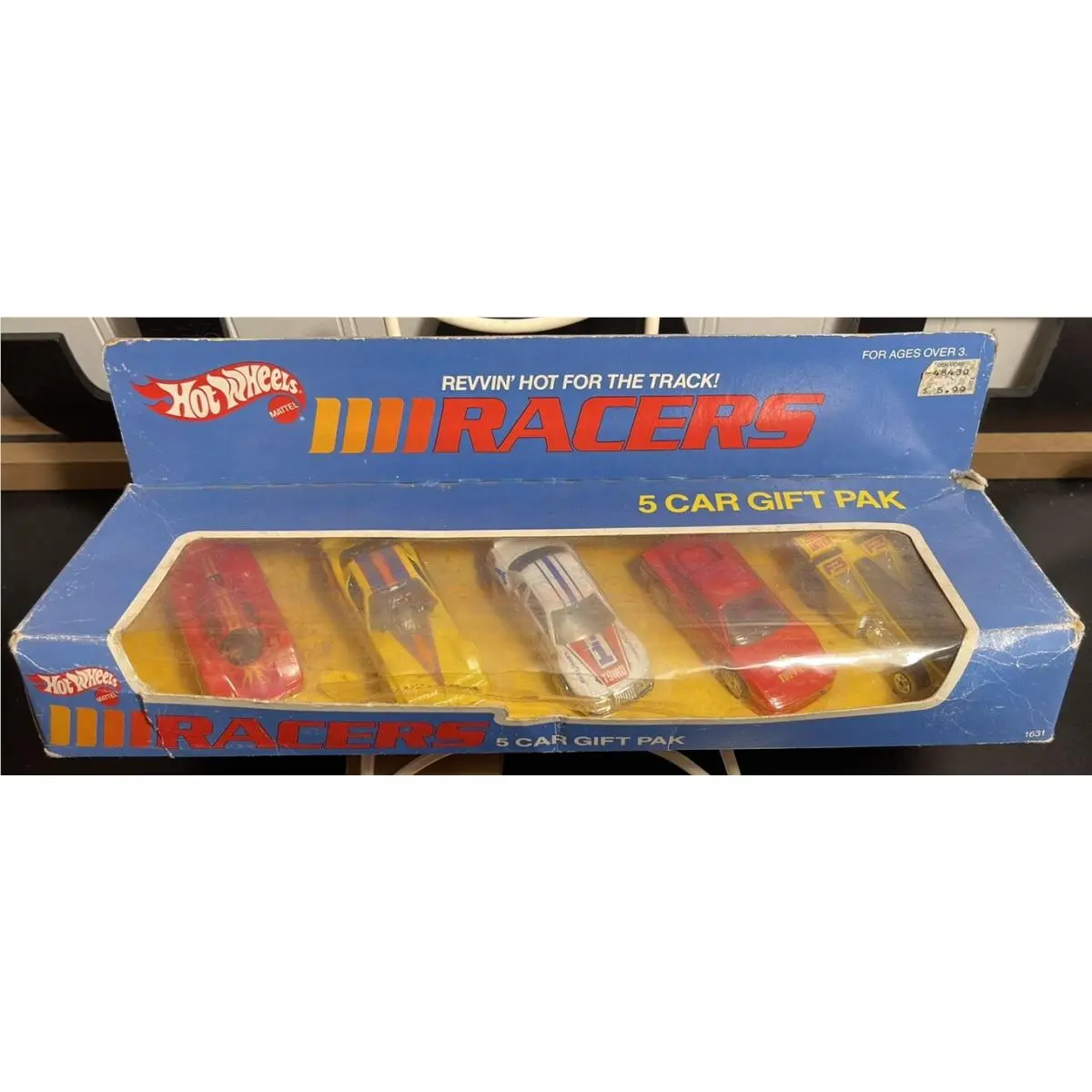 Hot Wheels Racers 1985 5 Car Gift Pak Ferrari Funny Car Sol Air Ect…