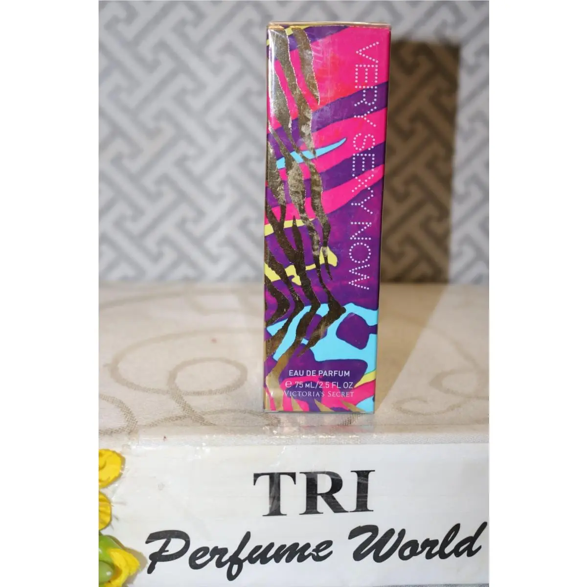 Very Sexy Now Victoria`s Secret Eau de Parfum Spray 2.5 oz