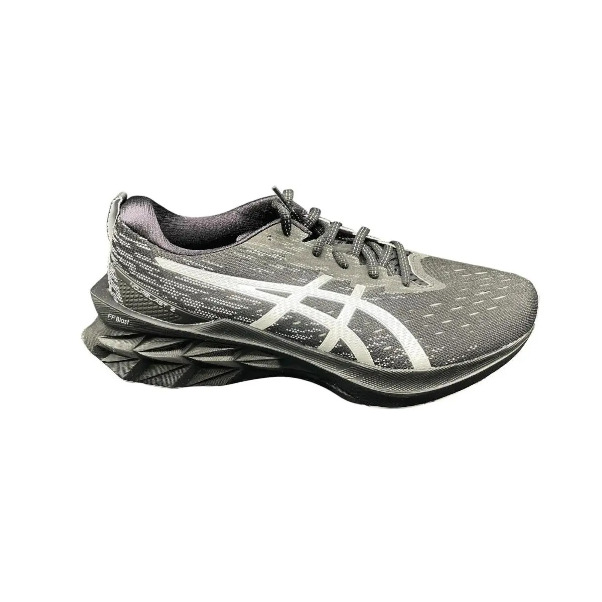 Asics Men Running Sneaker Novablast 2 1011B398-001 Black Pure Silver Size 9 W