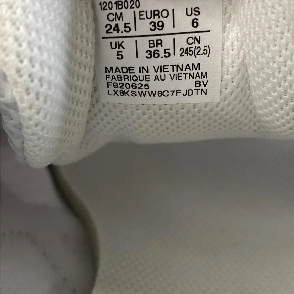 Asics shoes - White 6