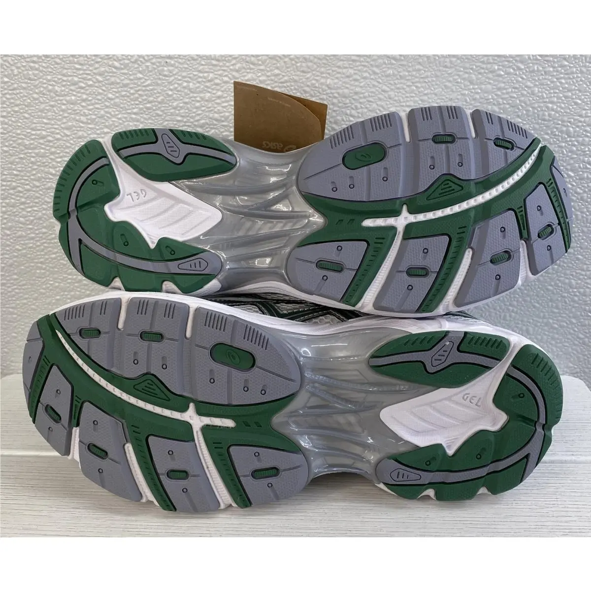 Asics shoes - White 3
