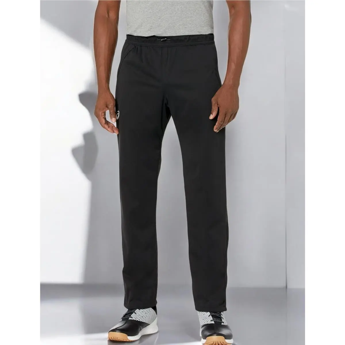 Asics clothing - Black (UPC: 194851239808) 0