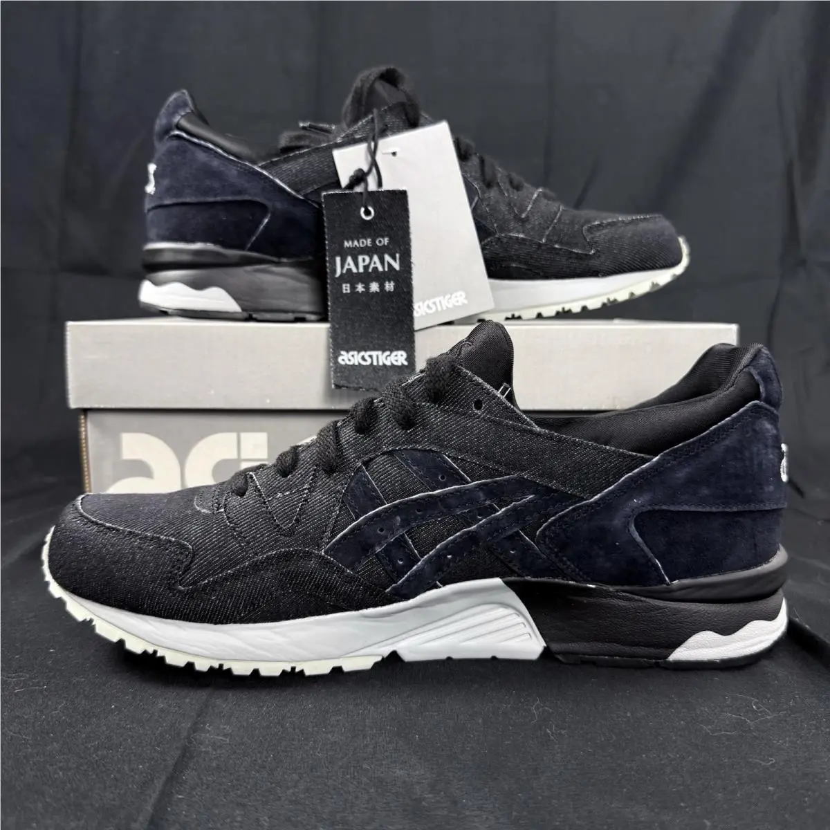 Asics shoes - ASICS Tiger Gel-Lyte V - Tiger - H7AVQ-9690 - Black, White 0