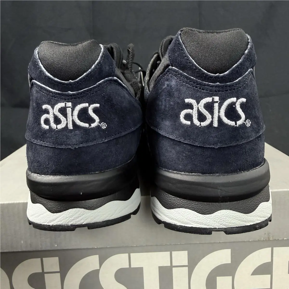 Asics shoes - ASICS Tiger Gel-Lyte V - Tiger - H7AVQ-9690 - Black, White 3