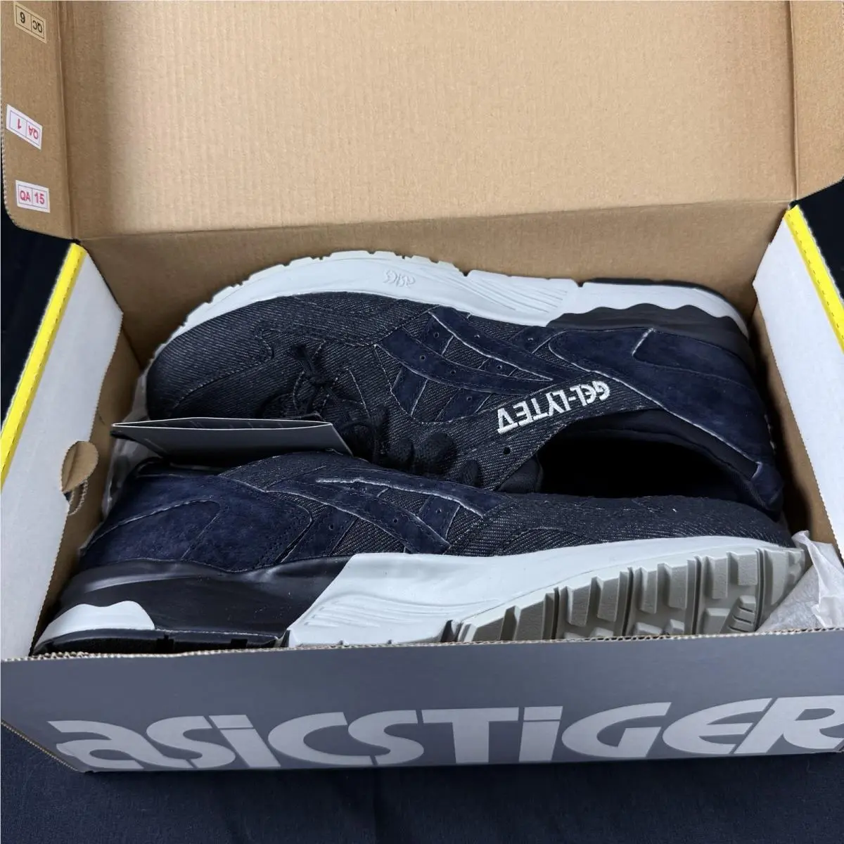 Asics shoes - ASICS Tiger Gel-Lyte V - Tiger - H7AVQ-9690 - Black, White 6