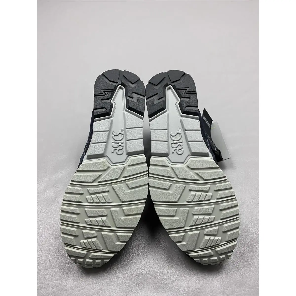 Asics shoes - ASICS GEL-Lyte V - Gray 12
