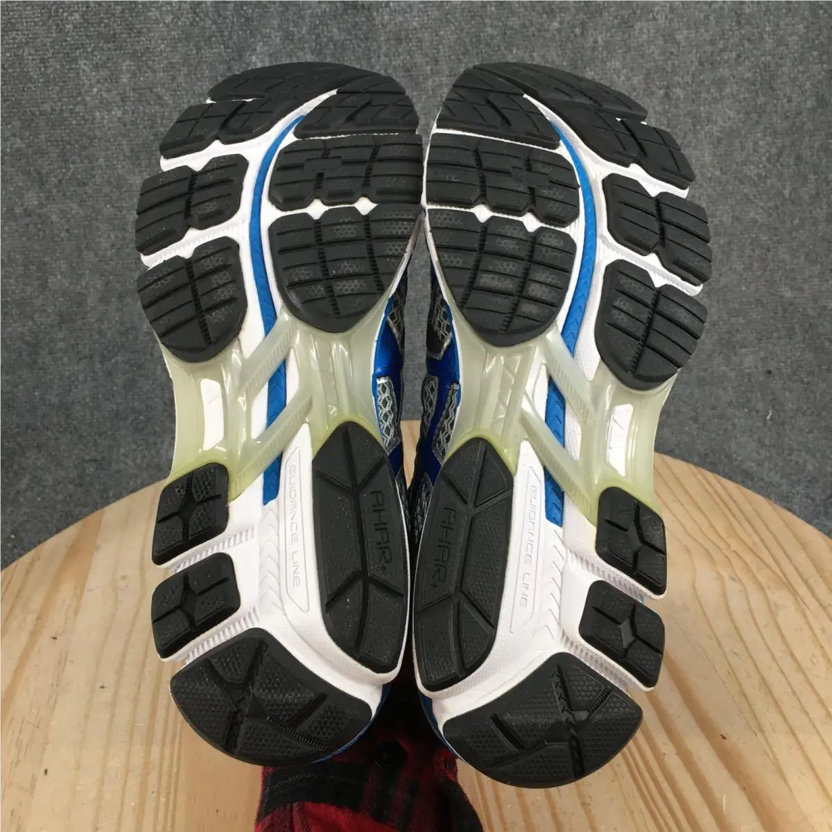Asics shoes - Multicolor 8