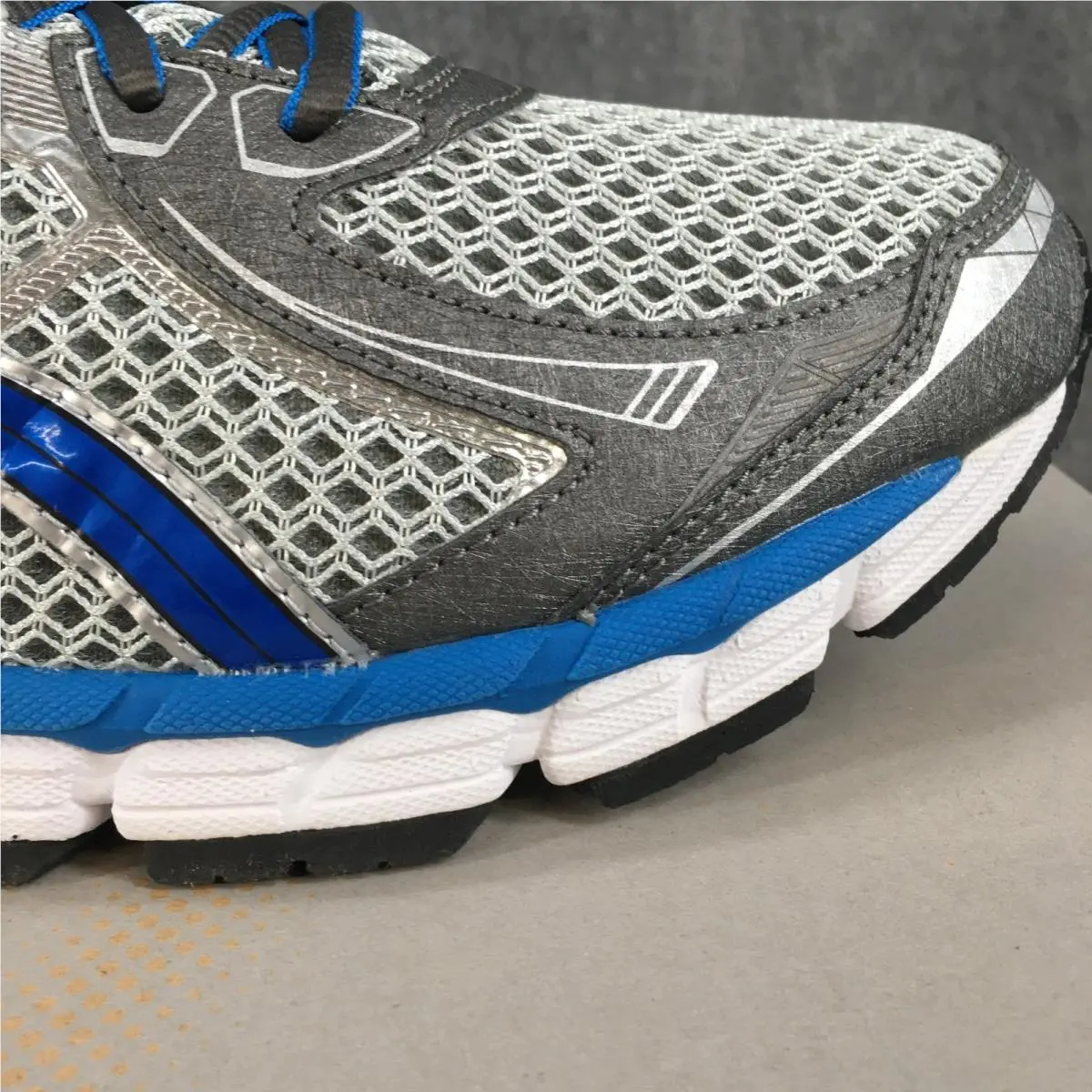 Asics shoes - Multicolor 3