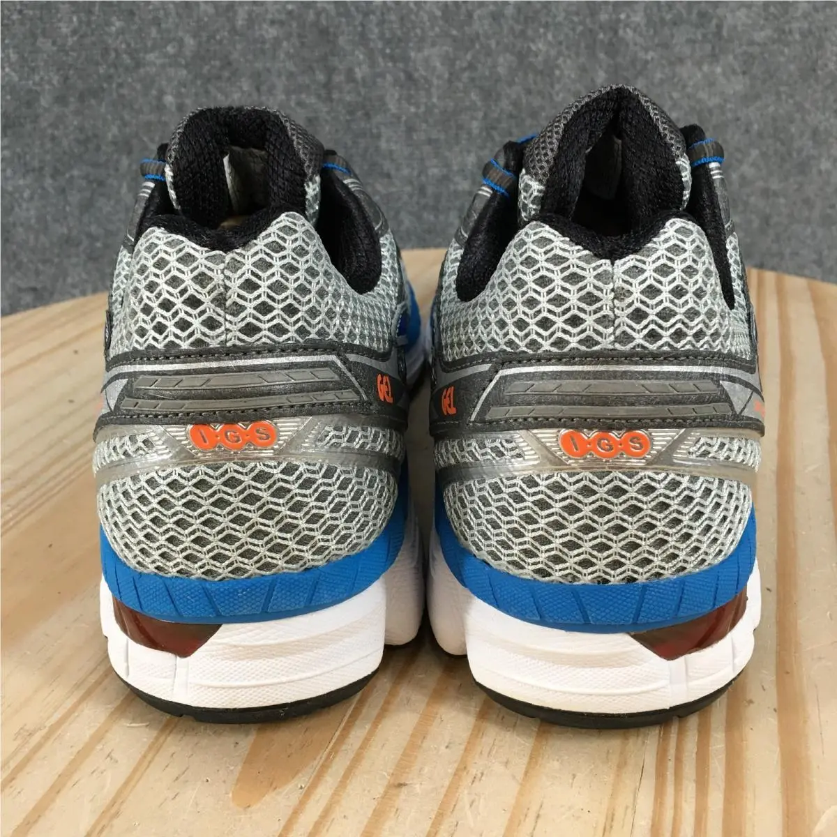 Asics shoes - Multicolor 7