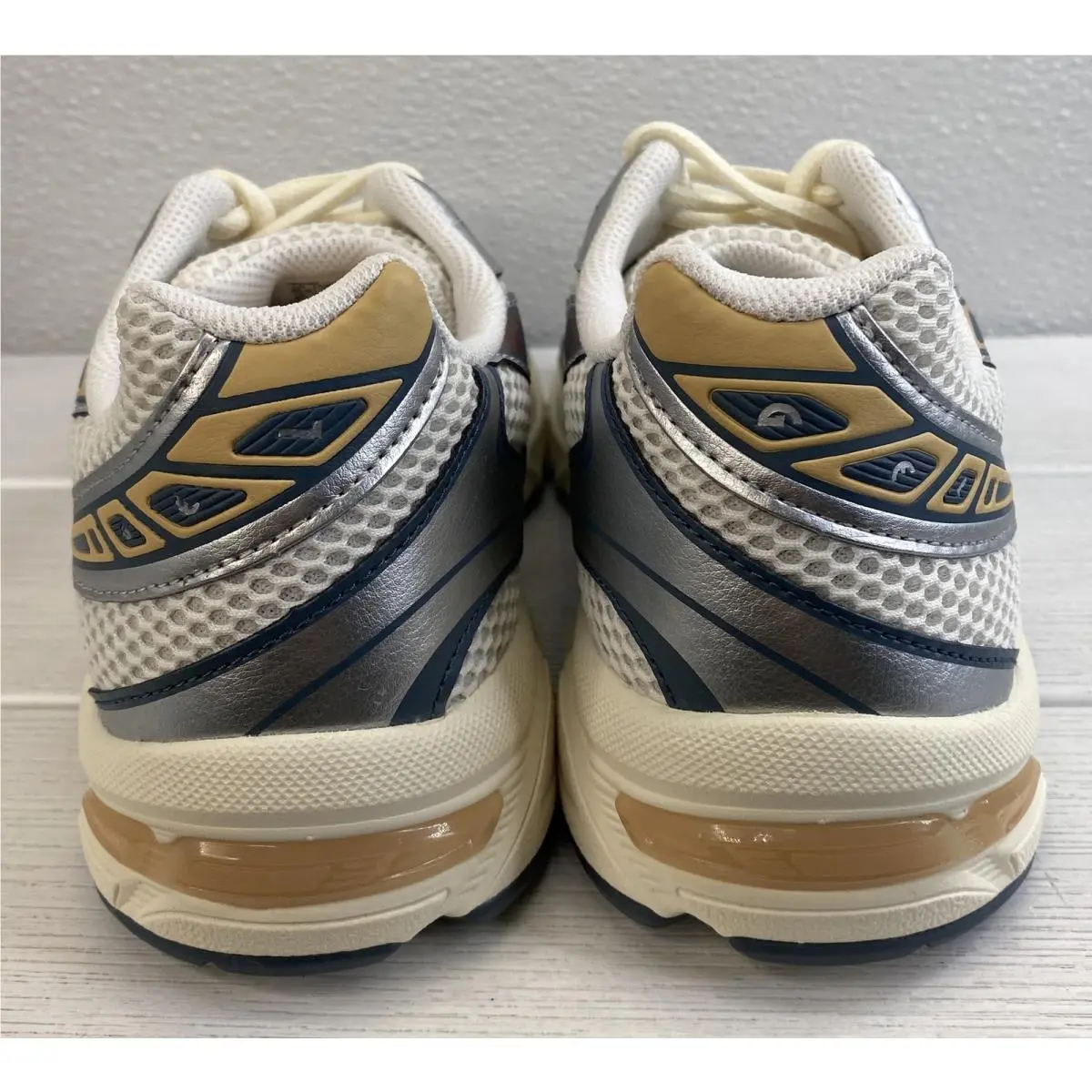 Asics shoes - Cream (UPC: 197298986045) 0