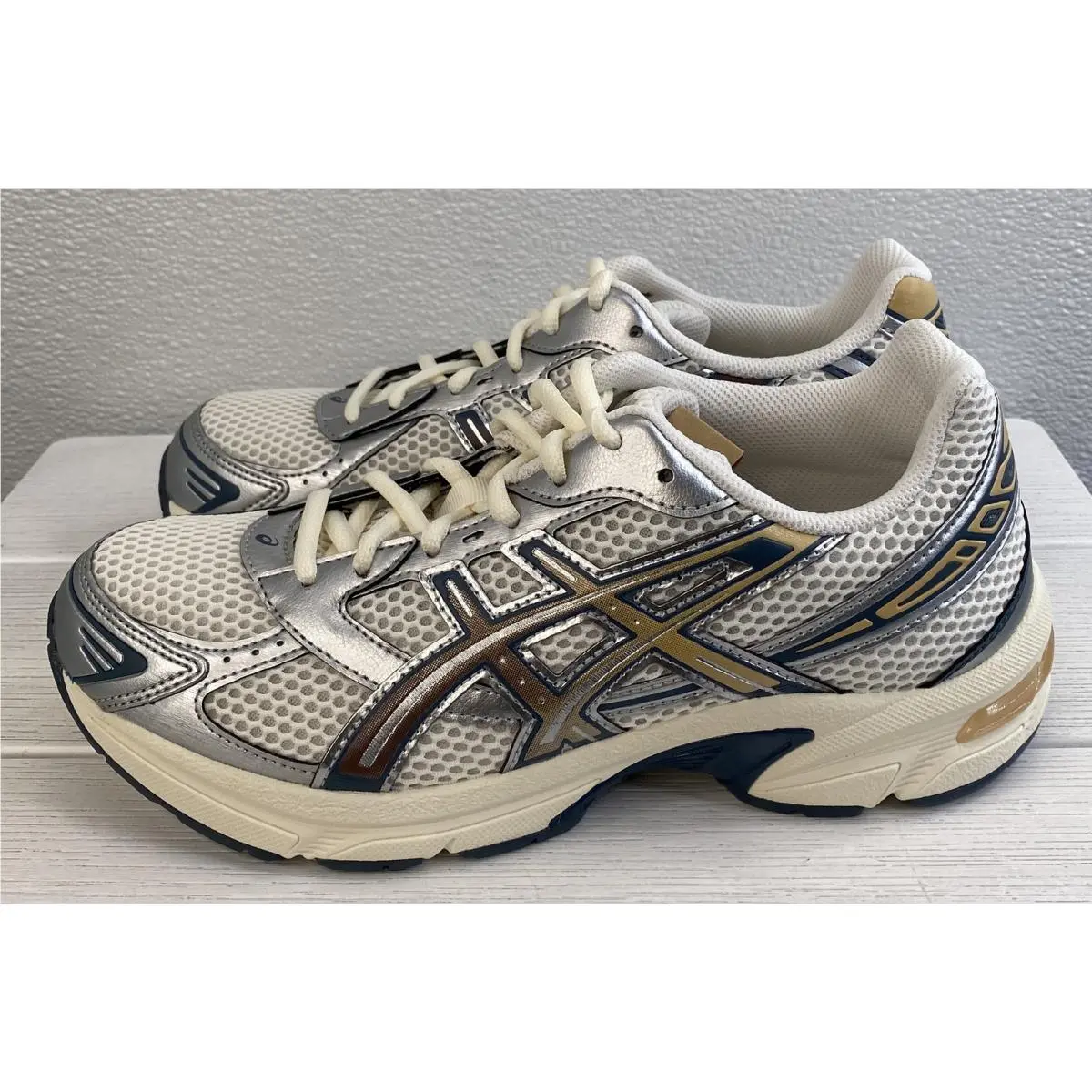 Asics shoes - Cream (UPC: 197298986045) 1