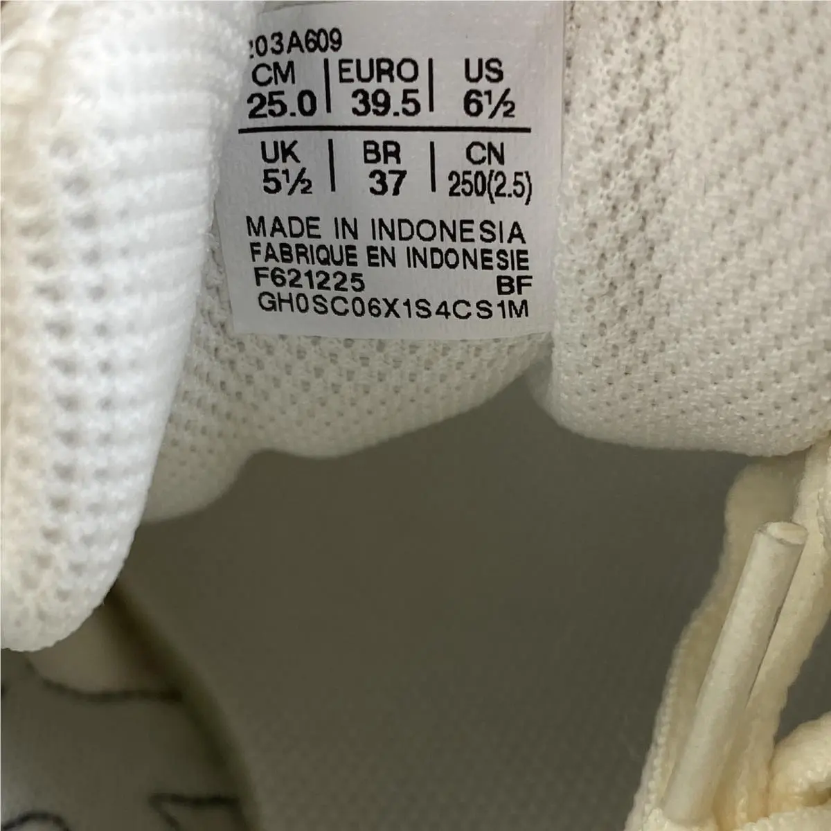 Asics shoes - Cream (UPC: 197298986045) 6