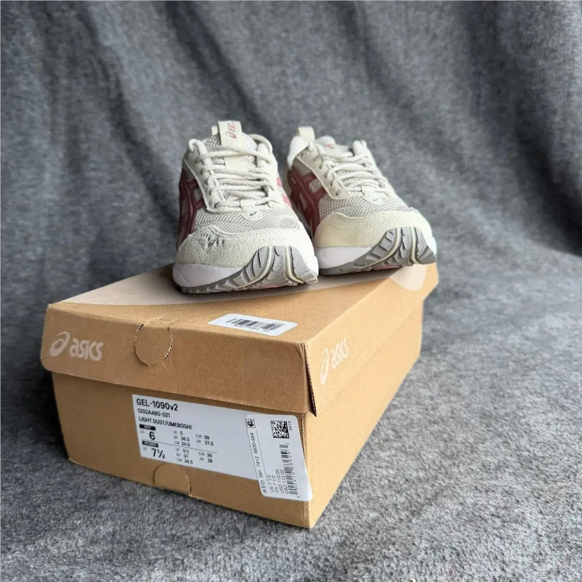 Asics shoes - ASICS GEL-1090v2 - Beige 0