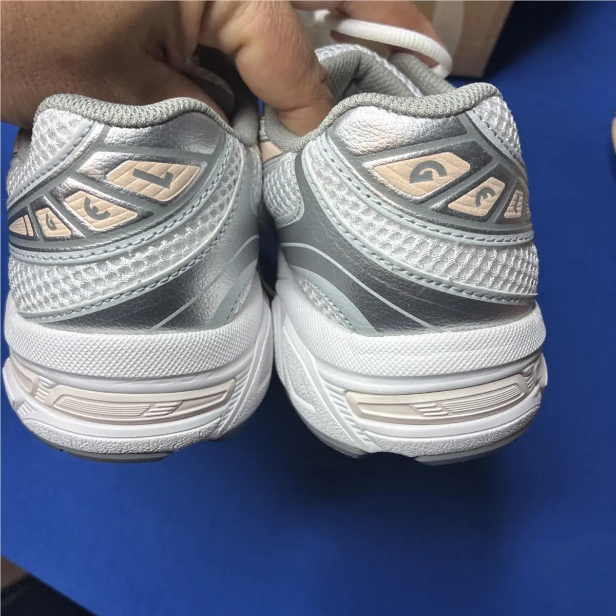 Asics shoes - Pink 3