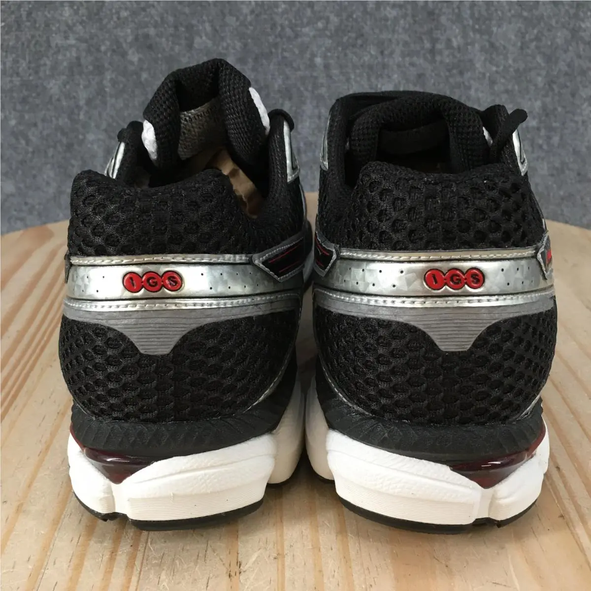 Asics shoes - Multicolor 7