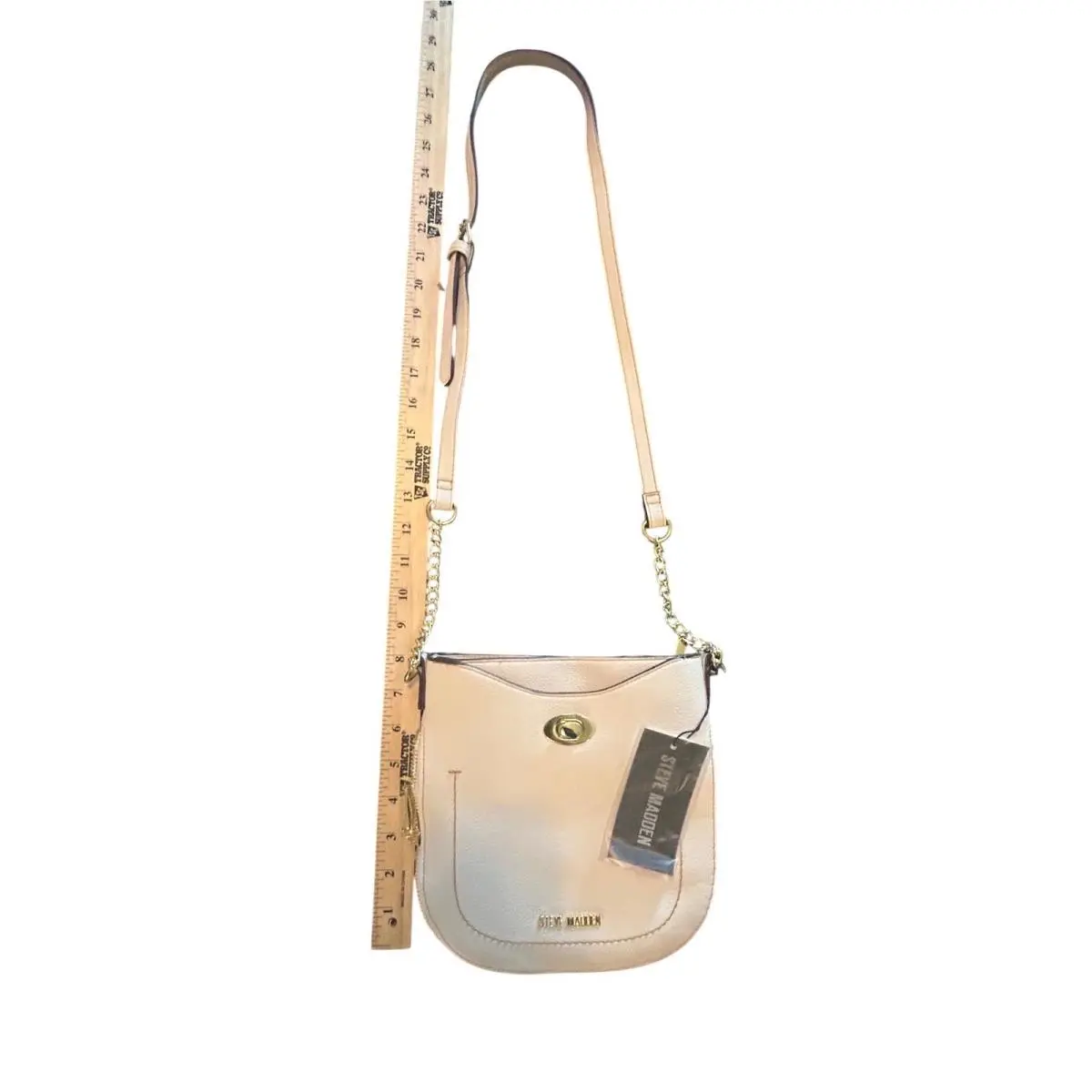 Steve Madden Bmaxxy Crossbody Cream Chain Strap Turnlock Tag