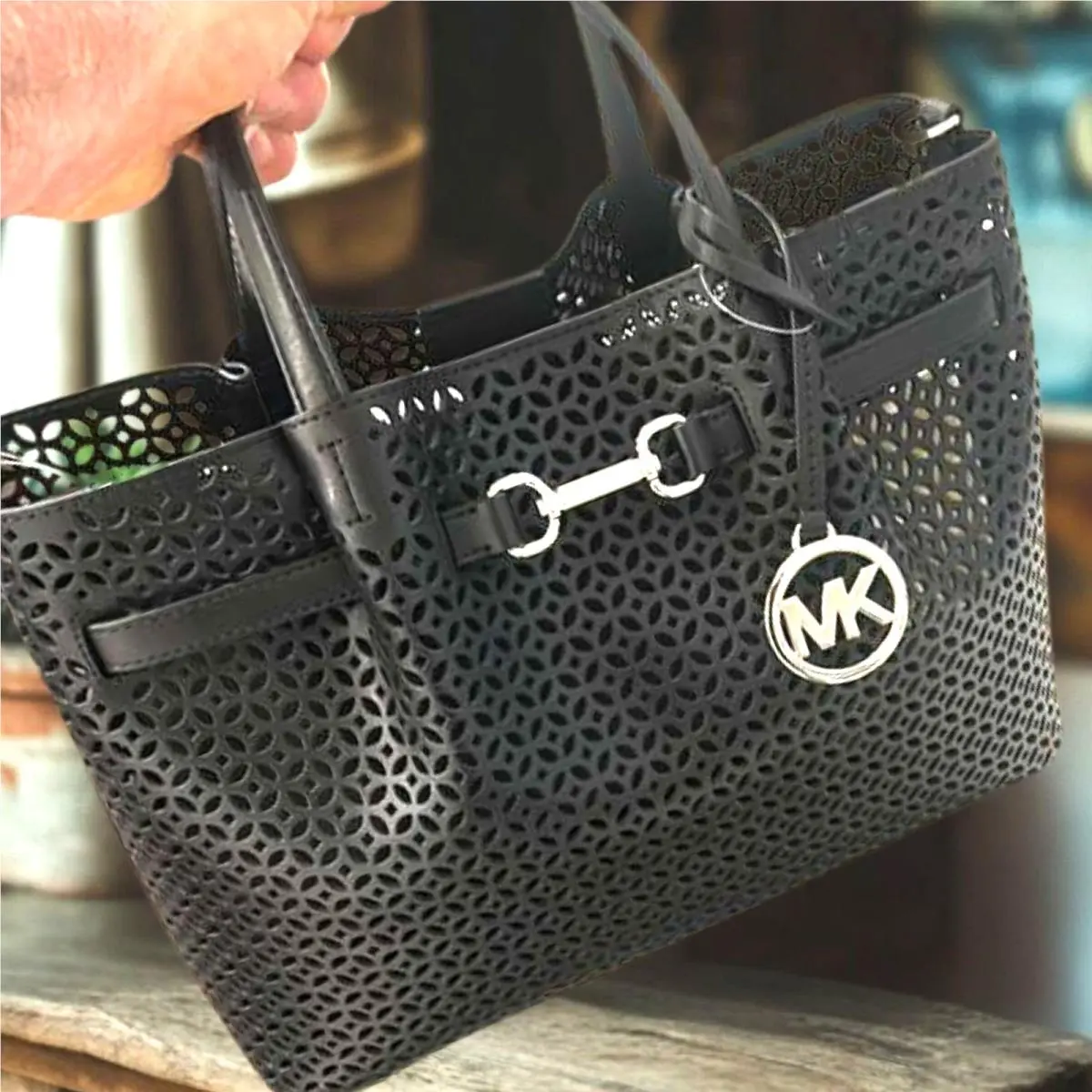 Michael Kors Carson Women Medium Crossbody Messenger Handbag Satchel Bag Black