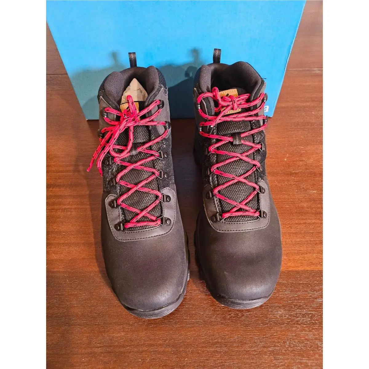Columbia shoes - Newton Ridge Plus II Waterproof - Black 0