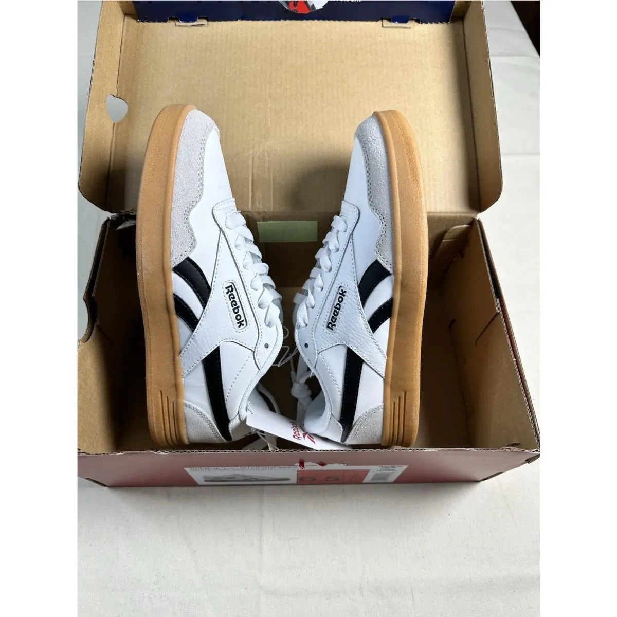 Reebok shoes - White 3
