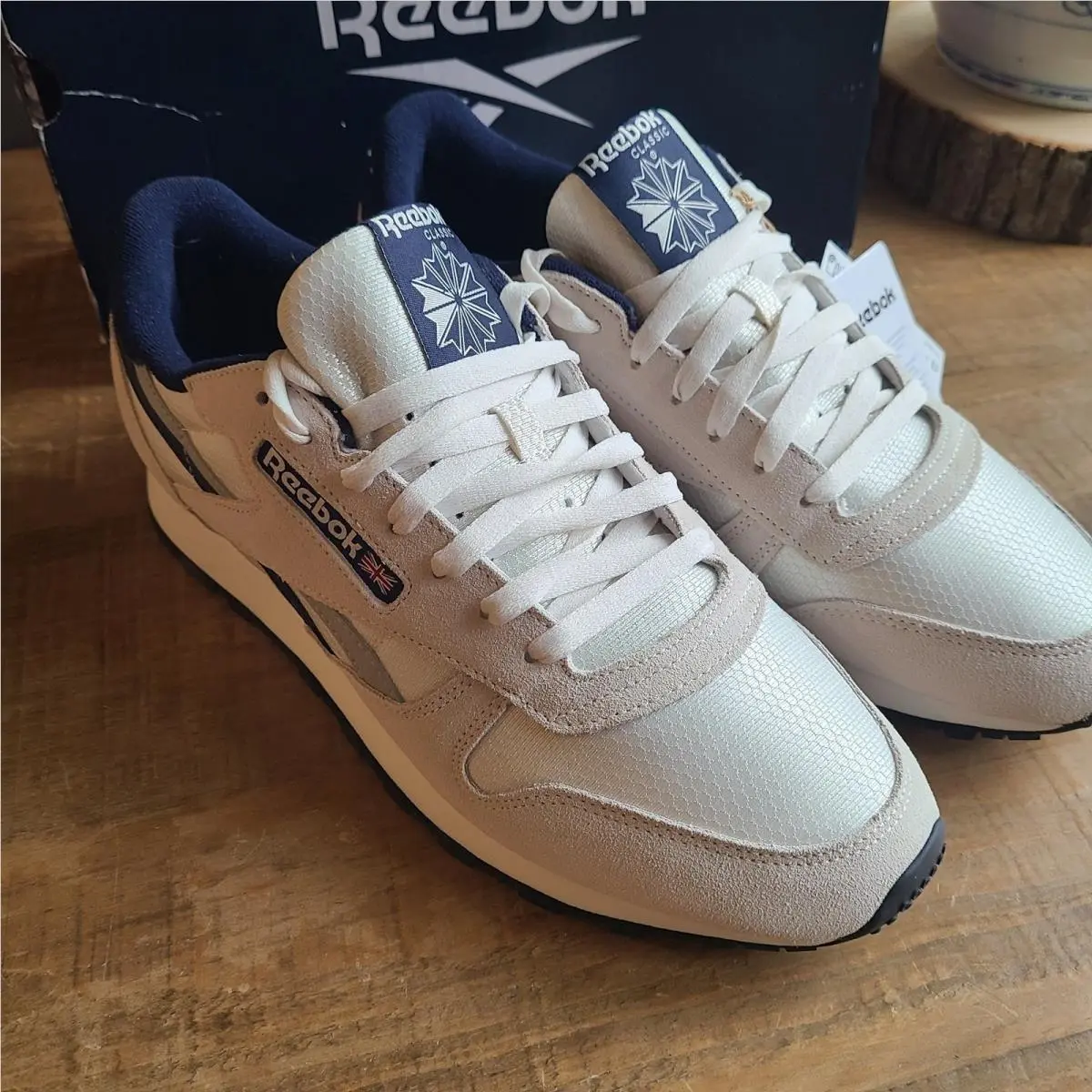 Reebok Classic Unisex Leather Mens 11 EU 44.5 Chalk/navy/black Sneakers Shoes