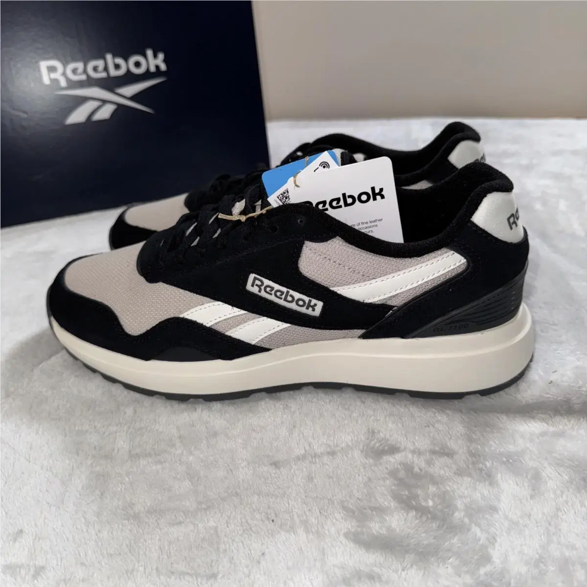 Reebok GL1100 Men’s 9.5 Running/course. Luxcomfort
