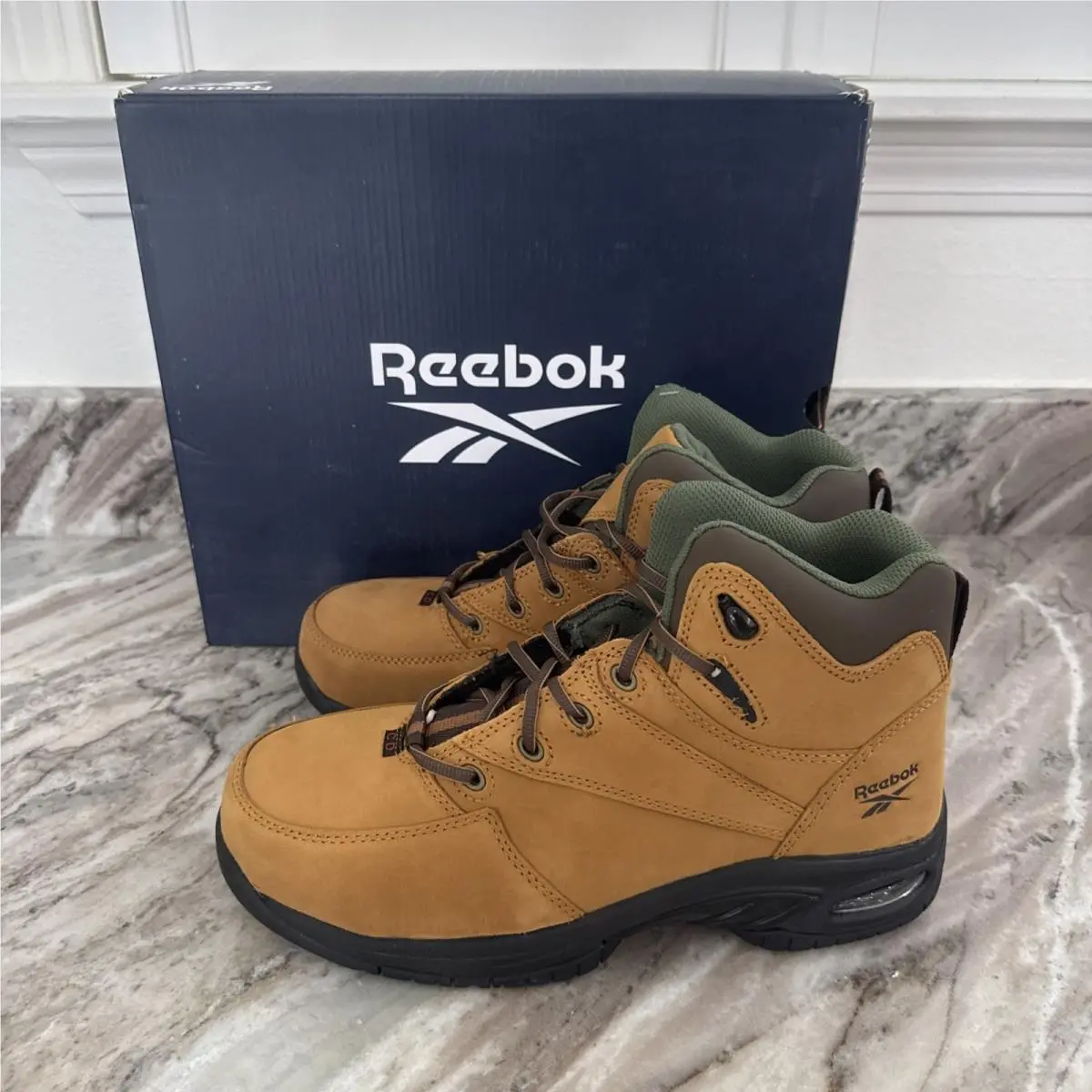 Reebok Tyak RB4327 Men’s Work Boot SZ 10 M Composite Toe Tan
