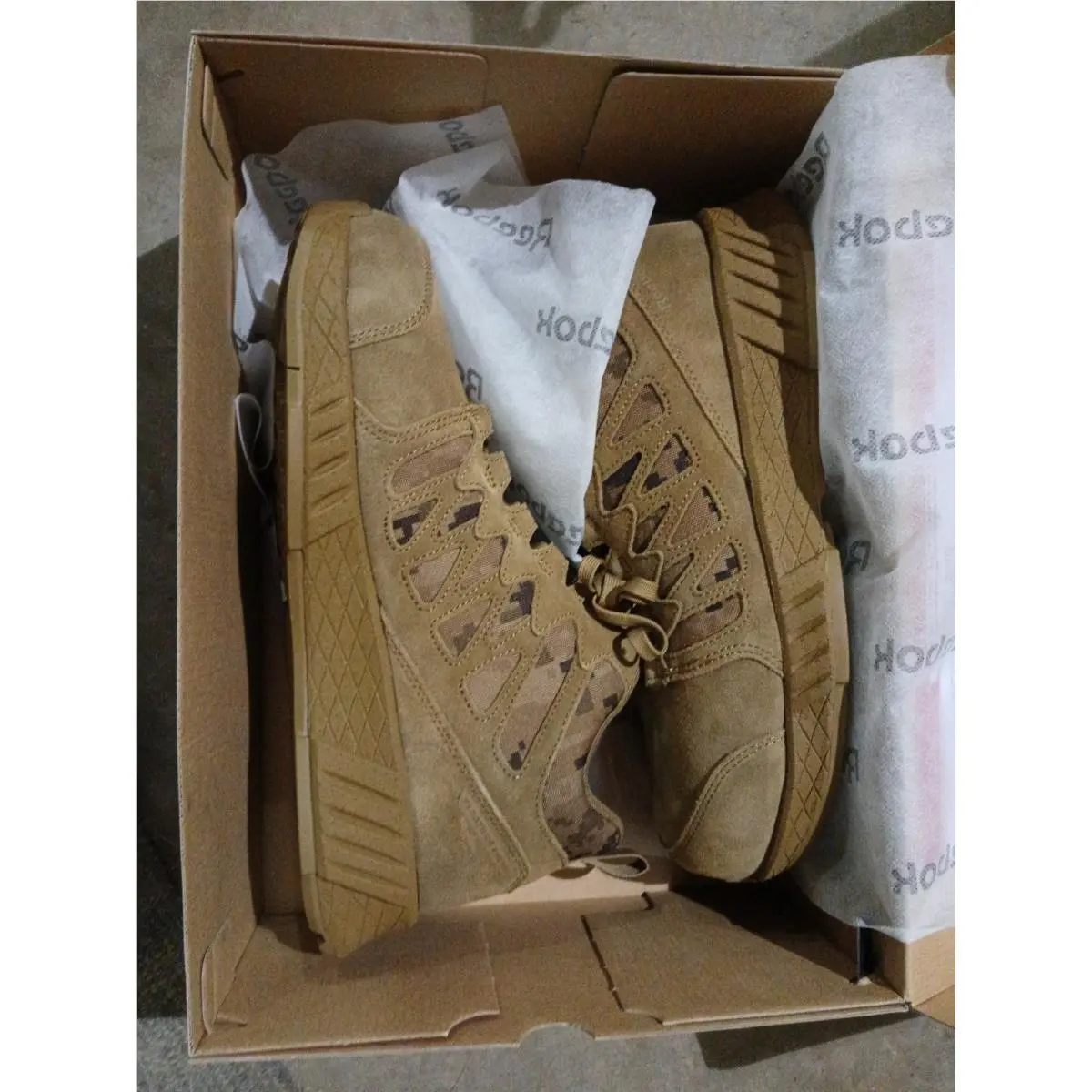 Reebok shoes - Chesnut 4
