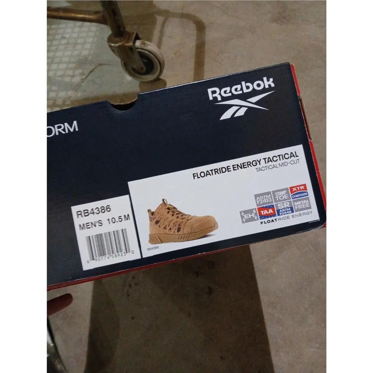 Reebok shoes - Chesnut 7